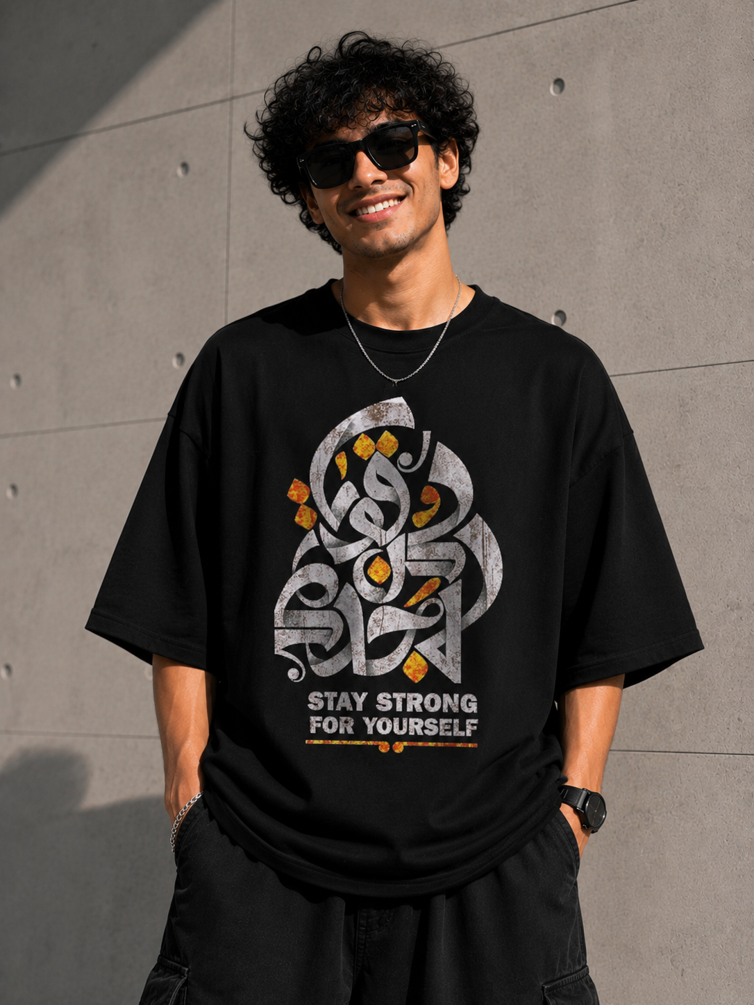 Stay Strong Graphic Oversized T-Shirt – Black Motivational Streetwear Tee
