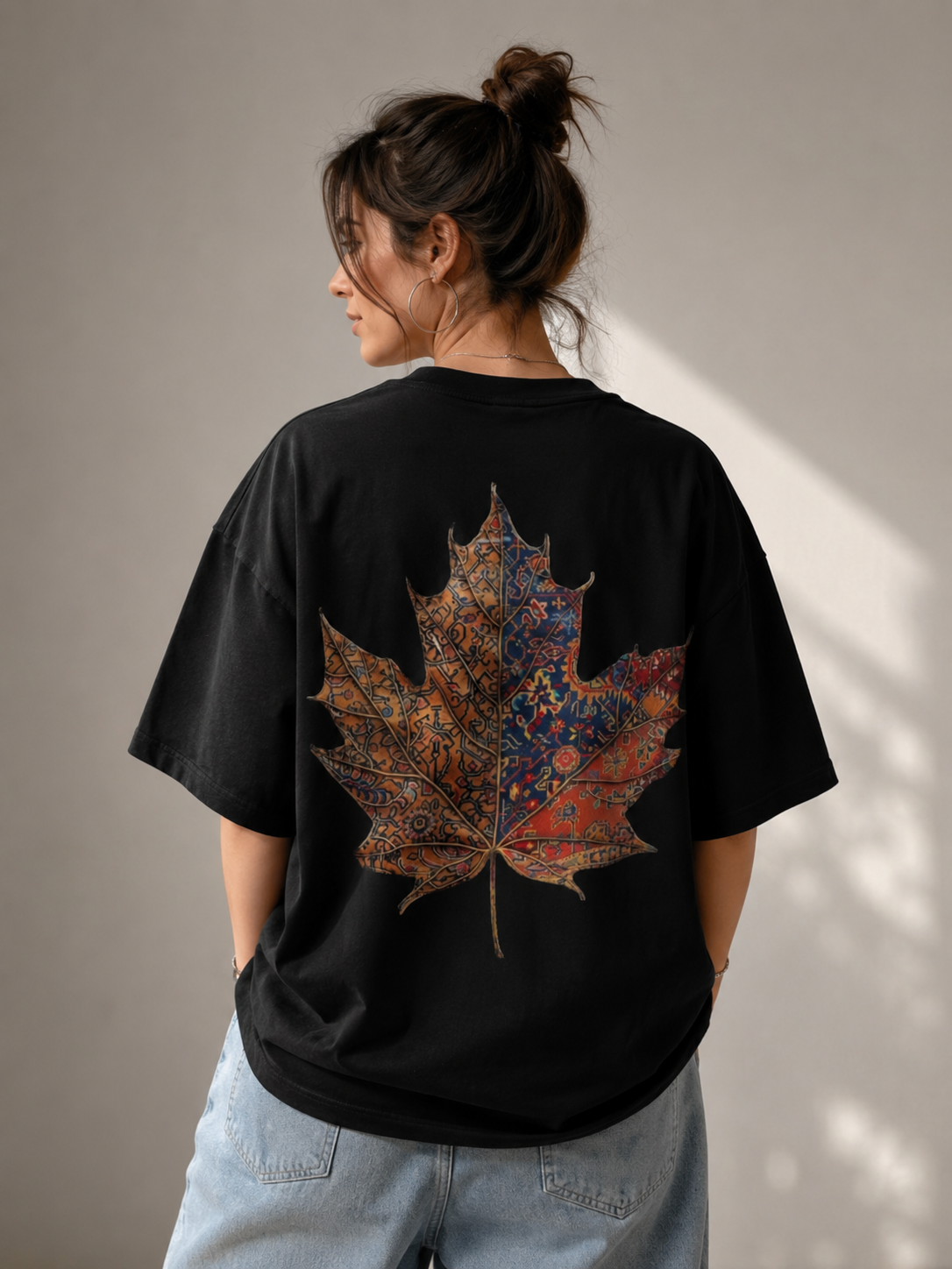Autumn Maple Oversized T-Shirt – Artistic Leaf Graphic Tee